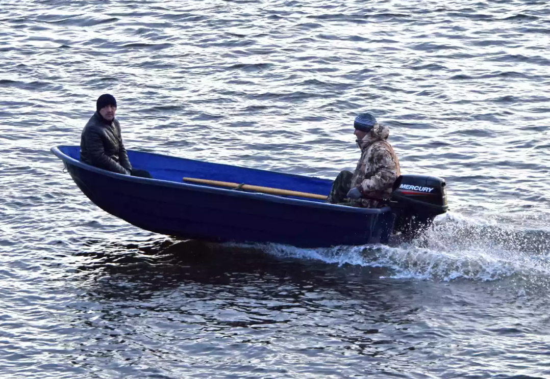 Стеклопластиковая лодка Neman-340 (тримаран) в Нижневартовске