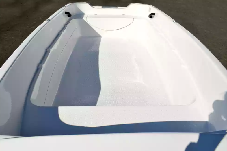 Стеклопластиковая лодка Пингвин (тримаран) в Нижневартовске