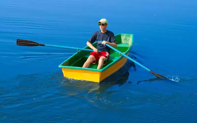 Стеклопластиковая лодка Малютка в Нижневартовске