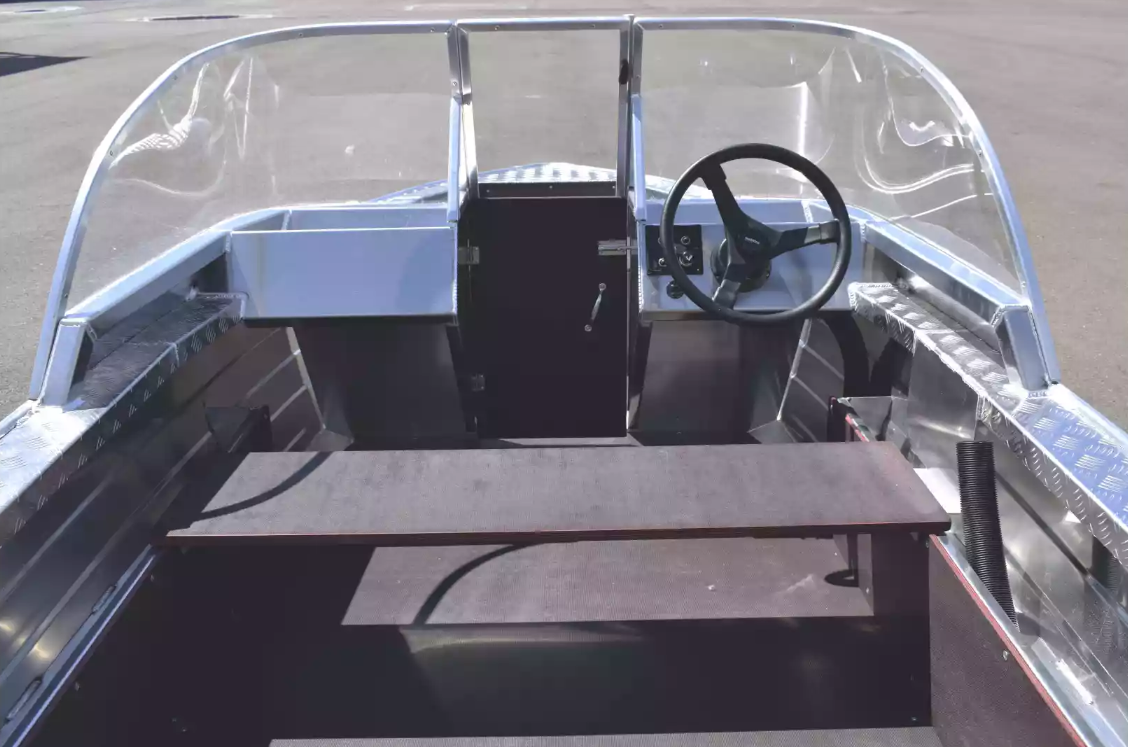 Алюминиевая лодка Wyatboat-390 DCM в Нижневартовске