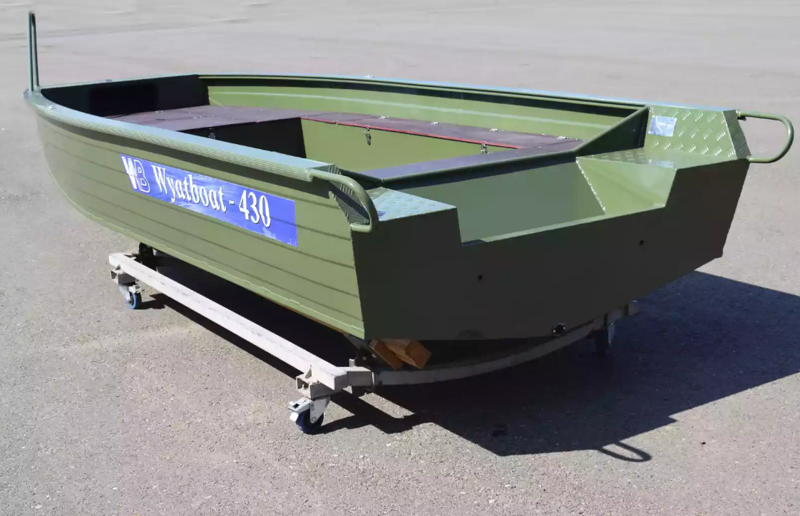 Алюминиевая лодка  Wyatboat-430 Master Fish в Нижневартовске
