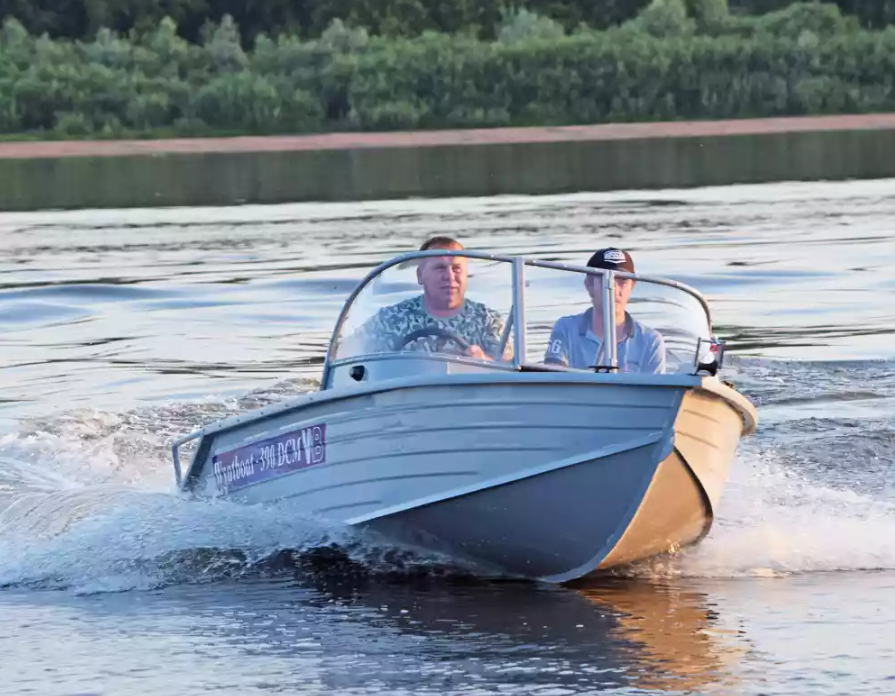 Алюминиевая лодка Wyatboat-390 DCM в Нижневартовске