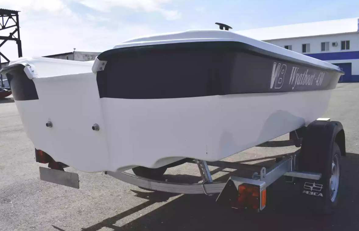 Стеклопластиковая лодка Wyatboat 430 тримаран в Нижневартовске