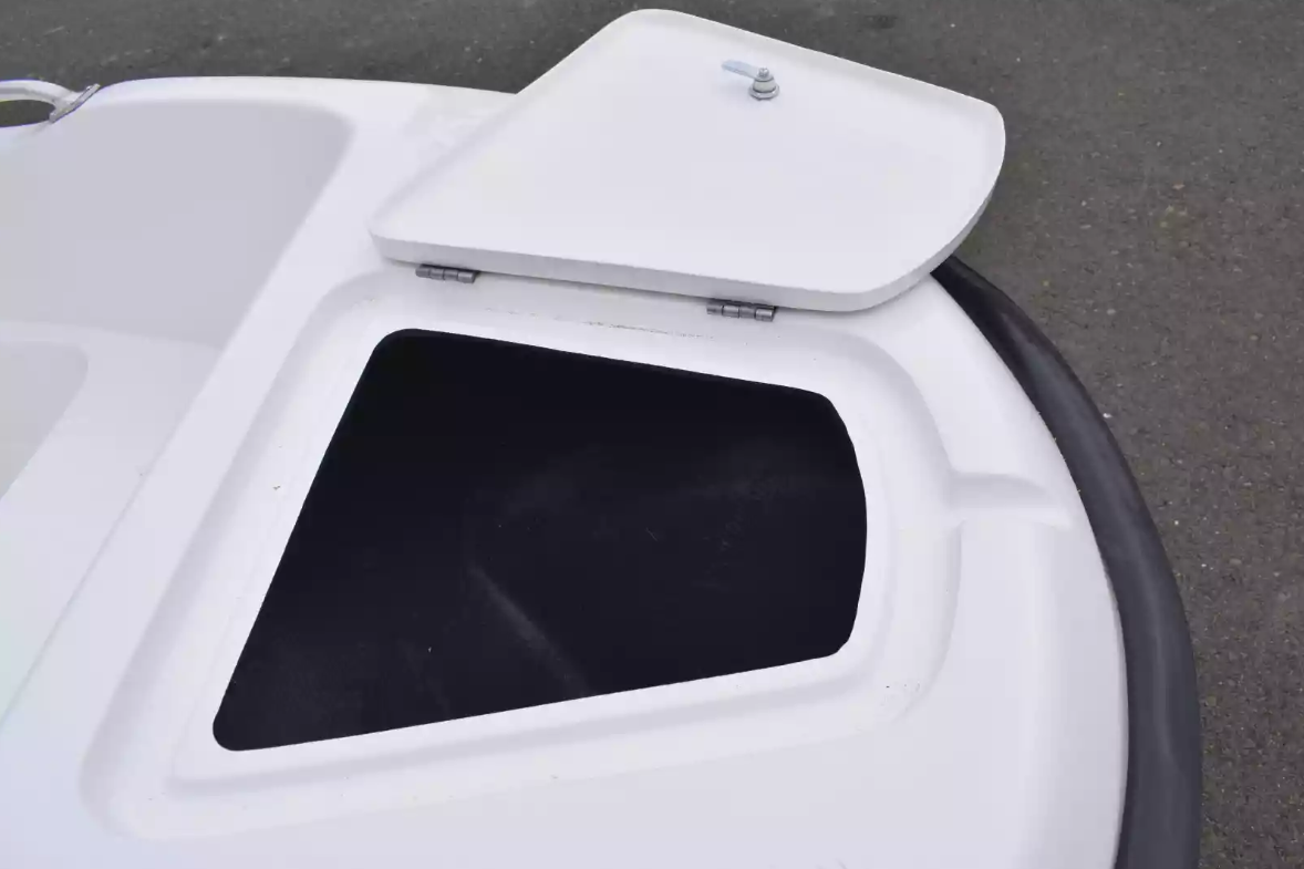 Стеклопластиковая лодка Пингвин New (тримаран) в Нижневартовске