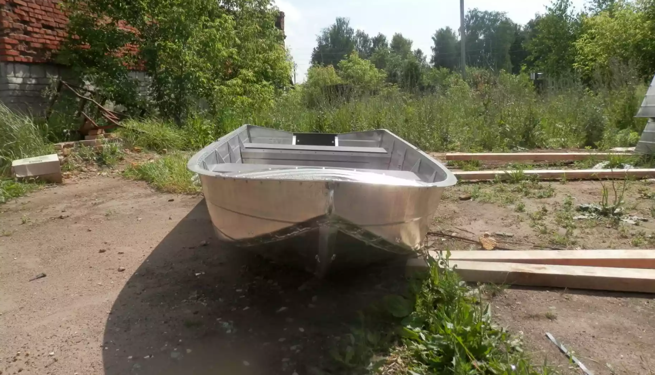 Алюминиевая лодка Вятка-Профи 32 в Нижневартовске