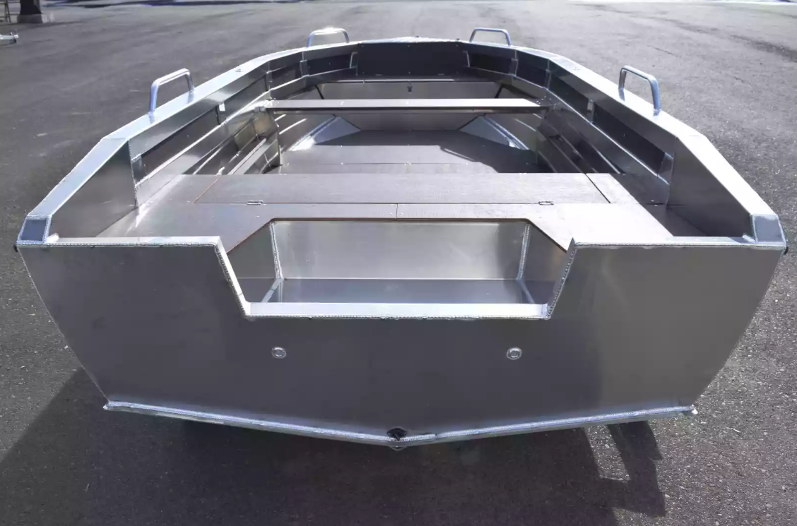 Алюминиевая лодка  Неман-480 Р в Нижневартовске