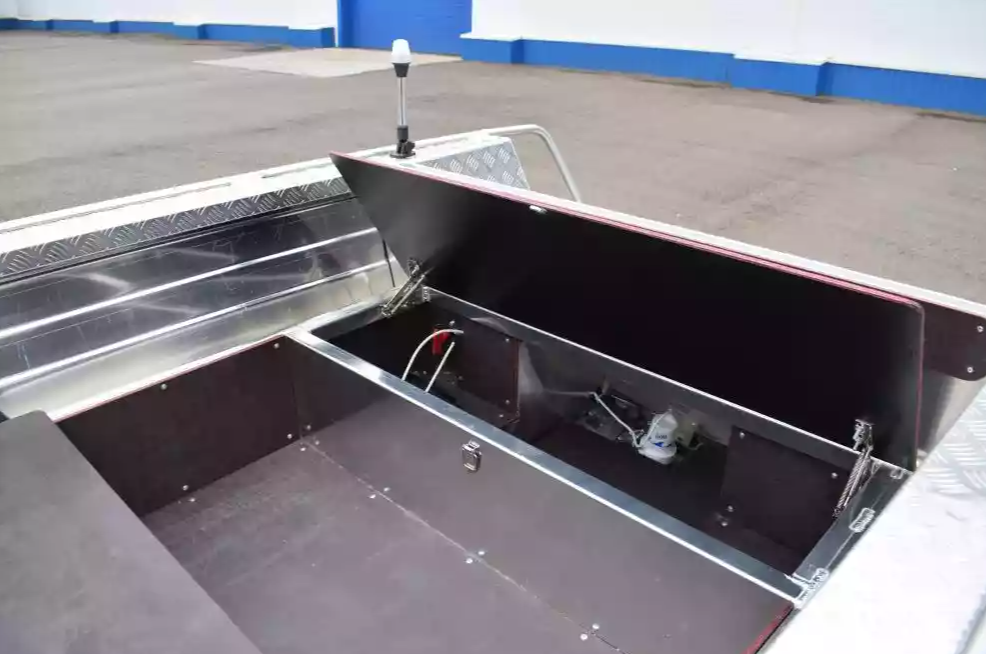 Алюминиевая лодка Wyatboat-390 DCM Увеличенный борт в Нижневартовске