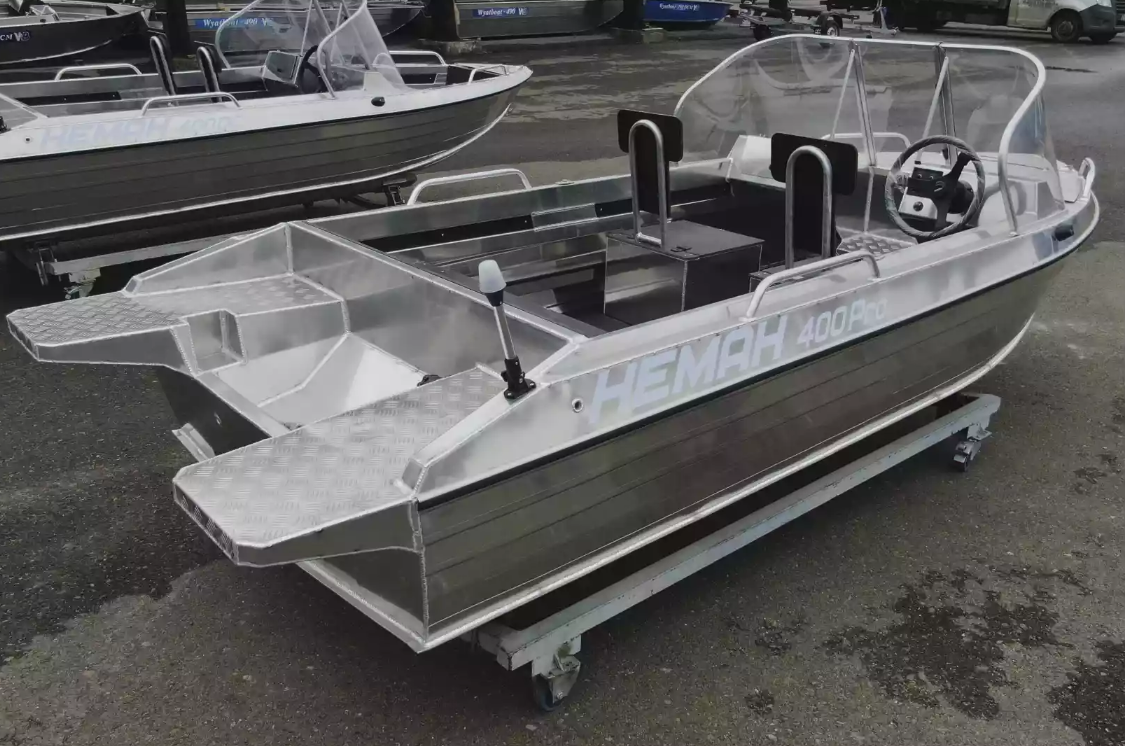 Алюминиевая лодка  Neman-400 PRO в Нижневартовске