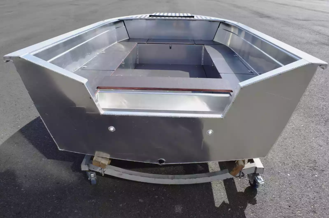 Алюминиевая лодка Неман-400 Р PRO в Нижневартовске