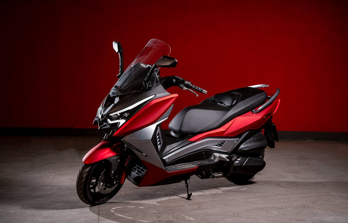 МАКСИСКУТЕР ARIIC 318 в Нижневартовске