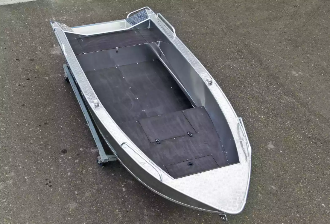 Алюминиевая лодка  Wyatboat-430М FISH в Нижневартовске