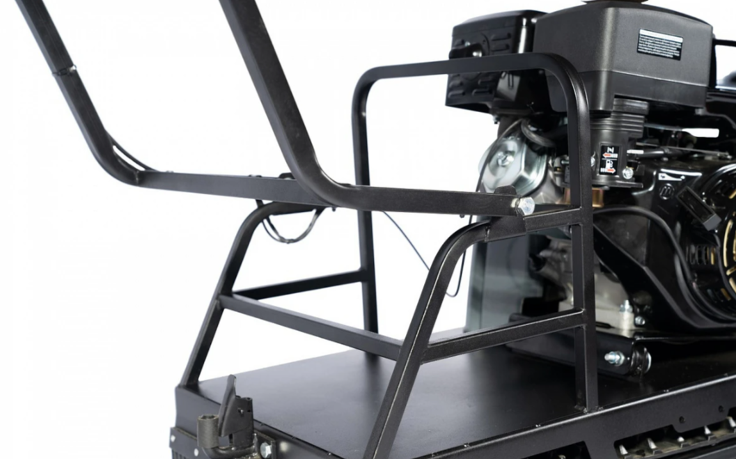 Мотобуксировщик БУРЛАК-M2 LFS 15 л.с. с эл/зап (передний привод, склизы) в Нижневартовске