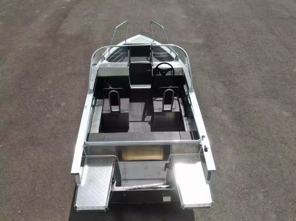 Алюминиевая лодка  Неман-400 DCM NEW в Нижневартовске