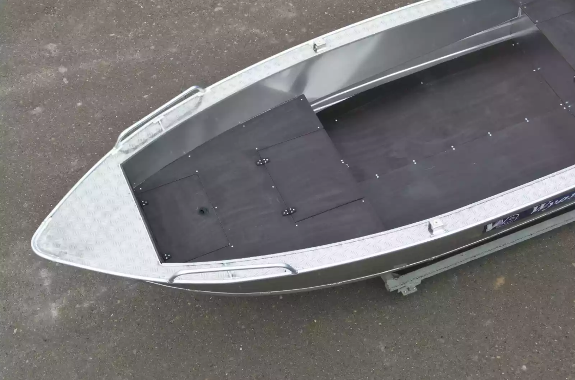 Алюминиевая лодка  Wyatboat-430М FISH в Нижневартовске