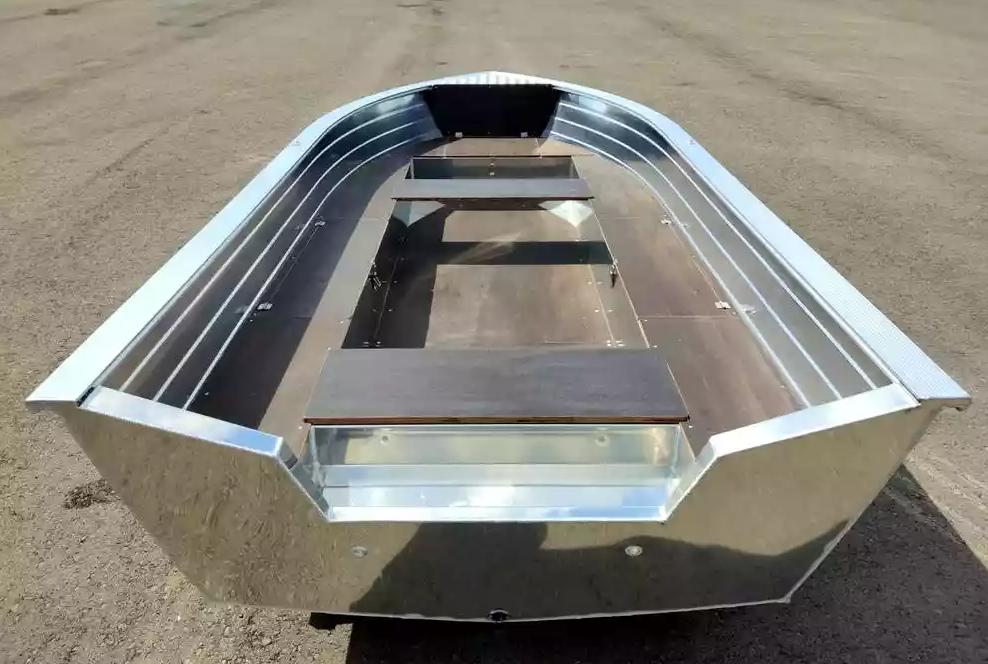 Алюминиевая лодка Неман-400 в Нижневартовске