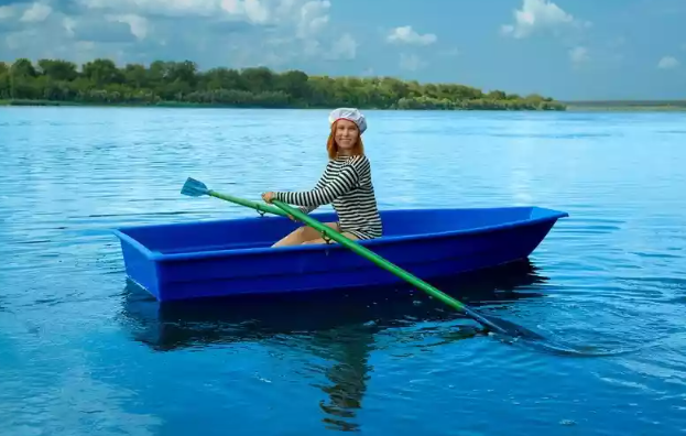 Стеклопластиковая лодка Малютка в Нижневартовске