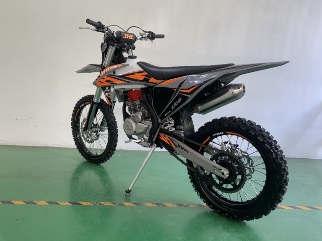 Мотоцикл JHLMOTO JHL LX4 CB300RL (175FMN) в Нижневартовске