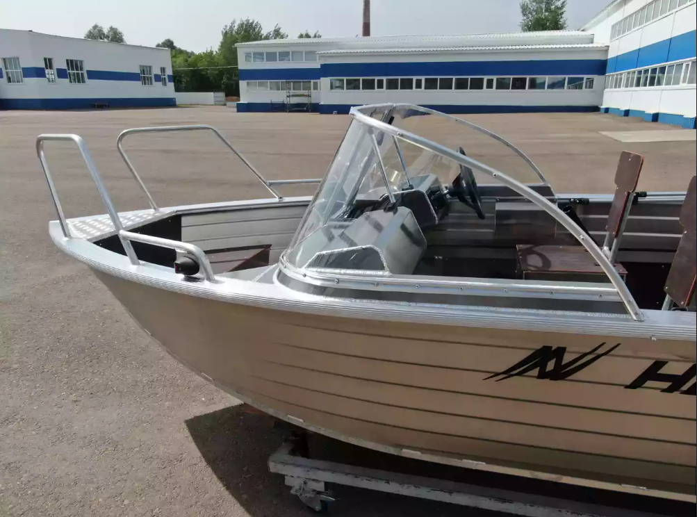 Алюминиевая лодка  Неман-400 DCM NEW в Нижневартовске