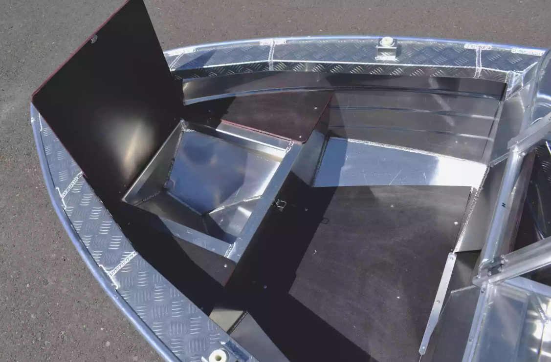 Алюминиевая лодка Wyatboat-390 DCM в Нижневартовске