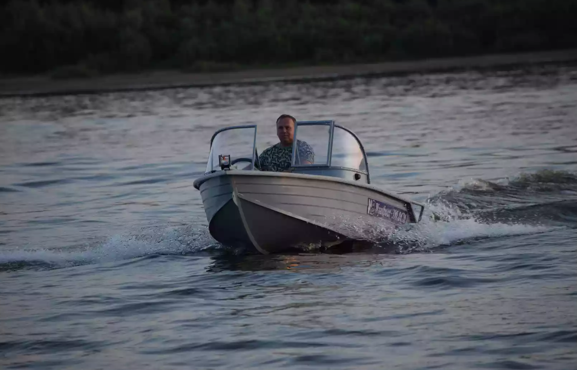 Алюминиевая лодка Wyatboat-390 DCM в Нижневартовске