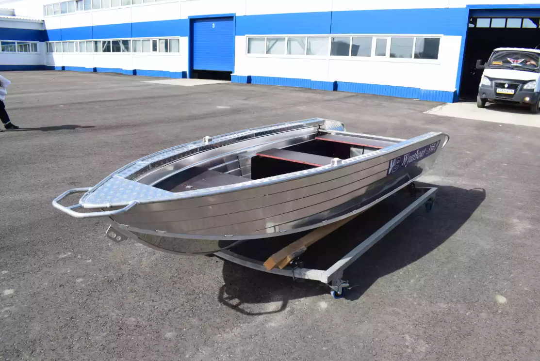 Алюминиевая лодка Wyatboat-390 P в Нижневартовске