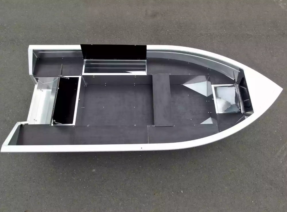 Алюминиевая лодка  Неман-420 в Нижневартовске