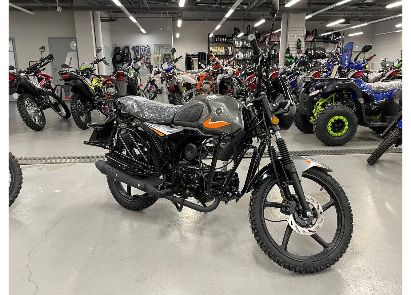 Мопед VMC NOVA 49сс (125сс) Led Full, дисковый тормоз, RKB RATO с баланс. валом, сигнализация в Нижневартовске