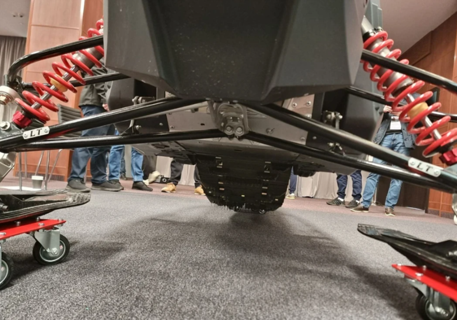 Снегоход AODES Siberiacross 1000 SWT 600mm LCD 6.8 в Нижневартовске