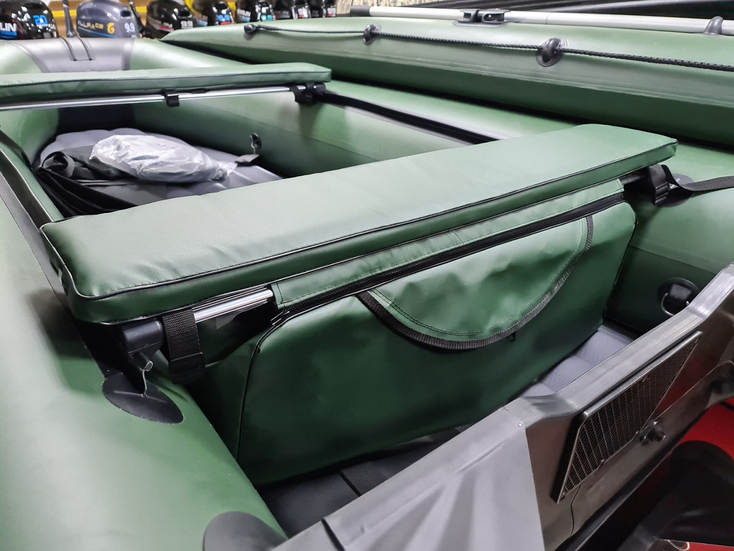 КОМПЛЕКТ МЯГКИХ НАКЛАДОК С СУМКОЙ ДЛЯ ЛОДОК 90Х20 ЗЕЛЕНЫЙ в Нижневартовске