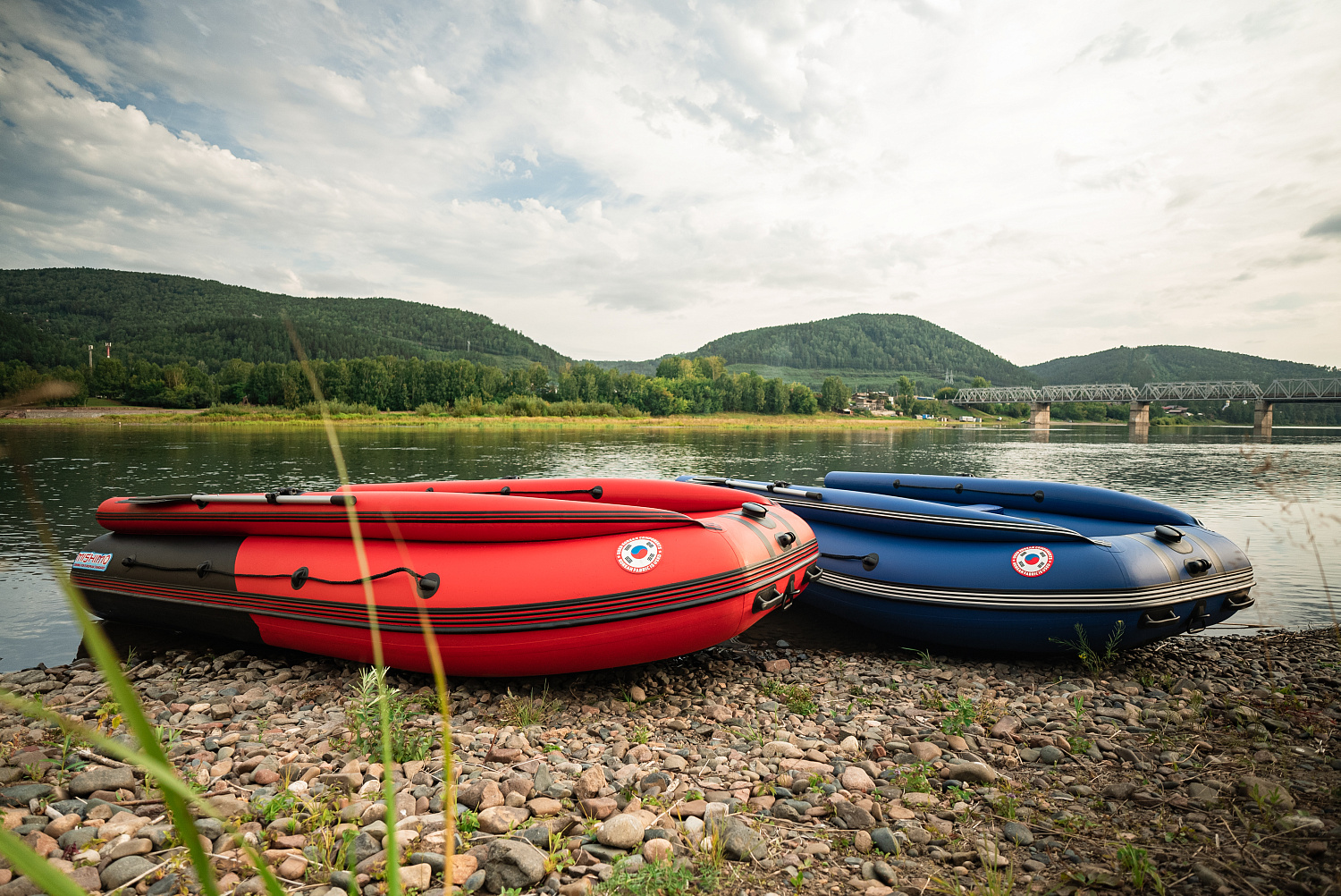 Лодка MISHIMO RIVER FJET PRO 410  под водомет в Нижневартовске