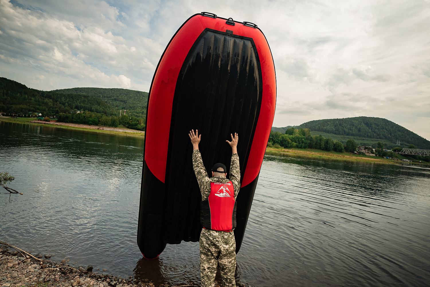 Лодка MISHIMO RIVER FJET PRO 410  под водомет в Нижневартовске