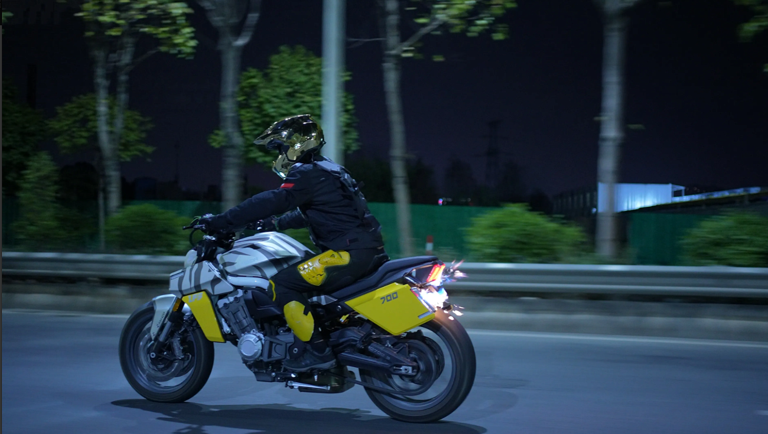 Мотоцикл Benda LFS 700 в Нижневартовске